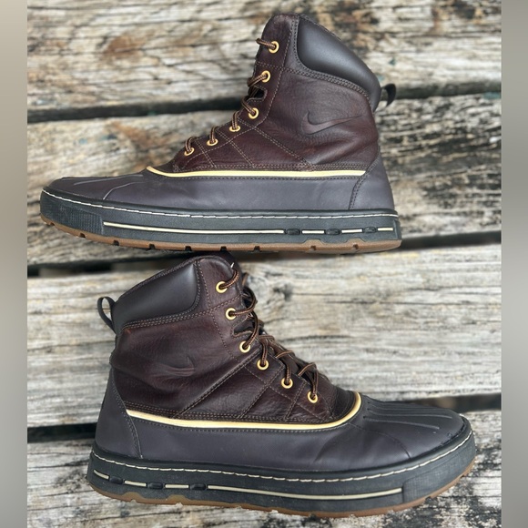 nike acg boots 2010